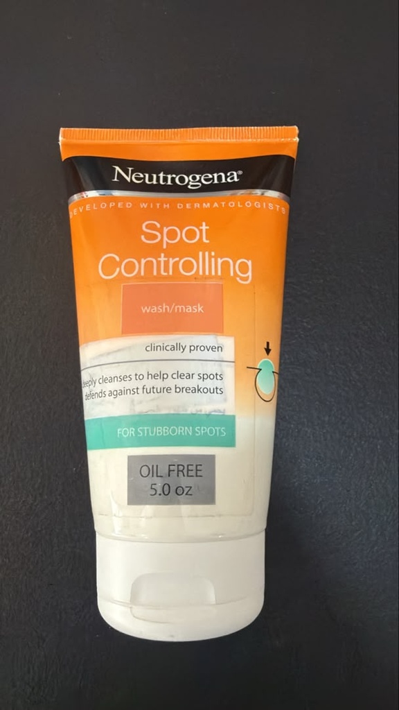 Neutrogena - Spot Controlling - wash mask - oil free 5.0z